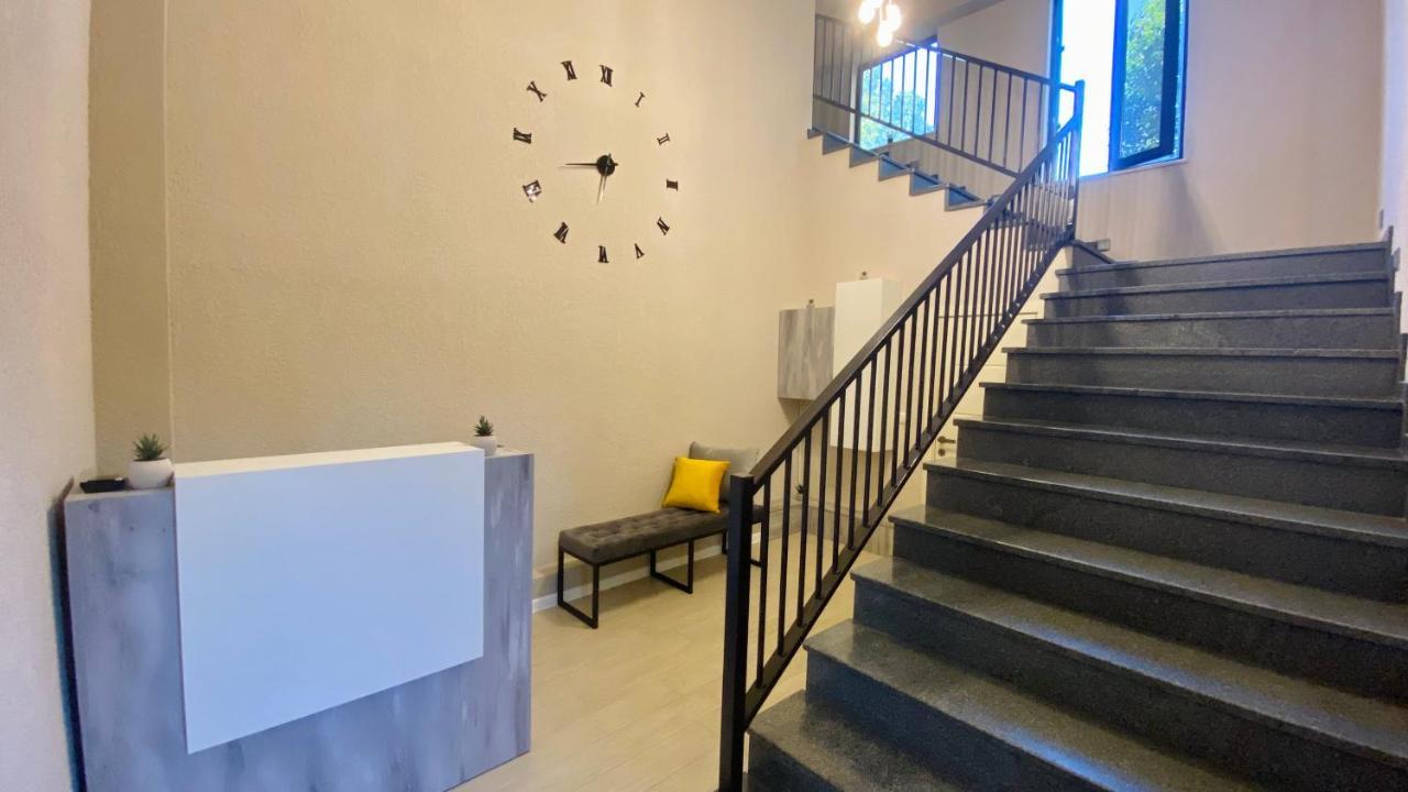 Guest House Nima Кутаїсі Екстер'єр фото